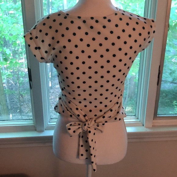 BLU PEPPER M Polkadotted Top - Picture 2 of 2